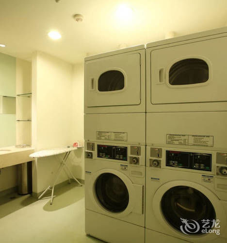 Ji Hotel Shanghai Jingan Temple Kangding Road Экстерьер фото